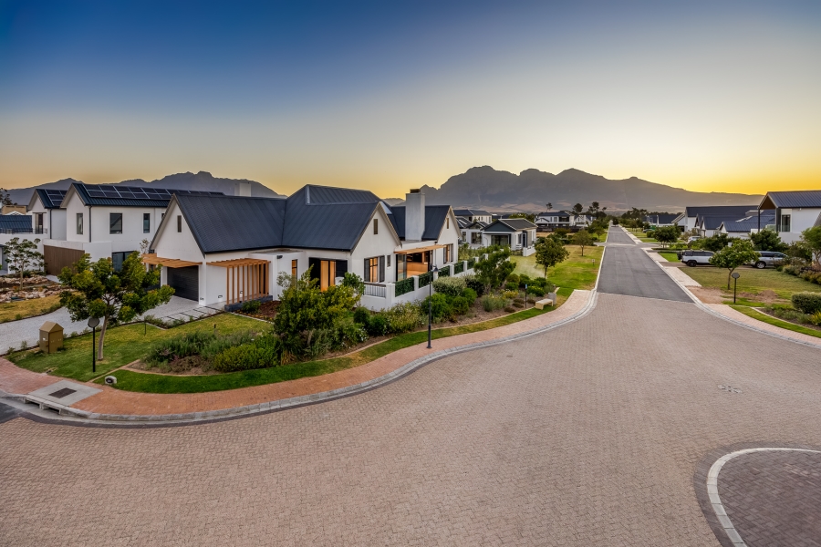 4 Bedroom Property for Sale in Pearl Valley at Val de Vie Western Cape